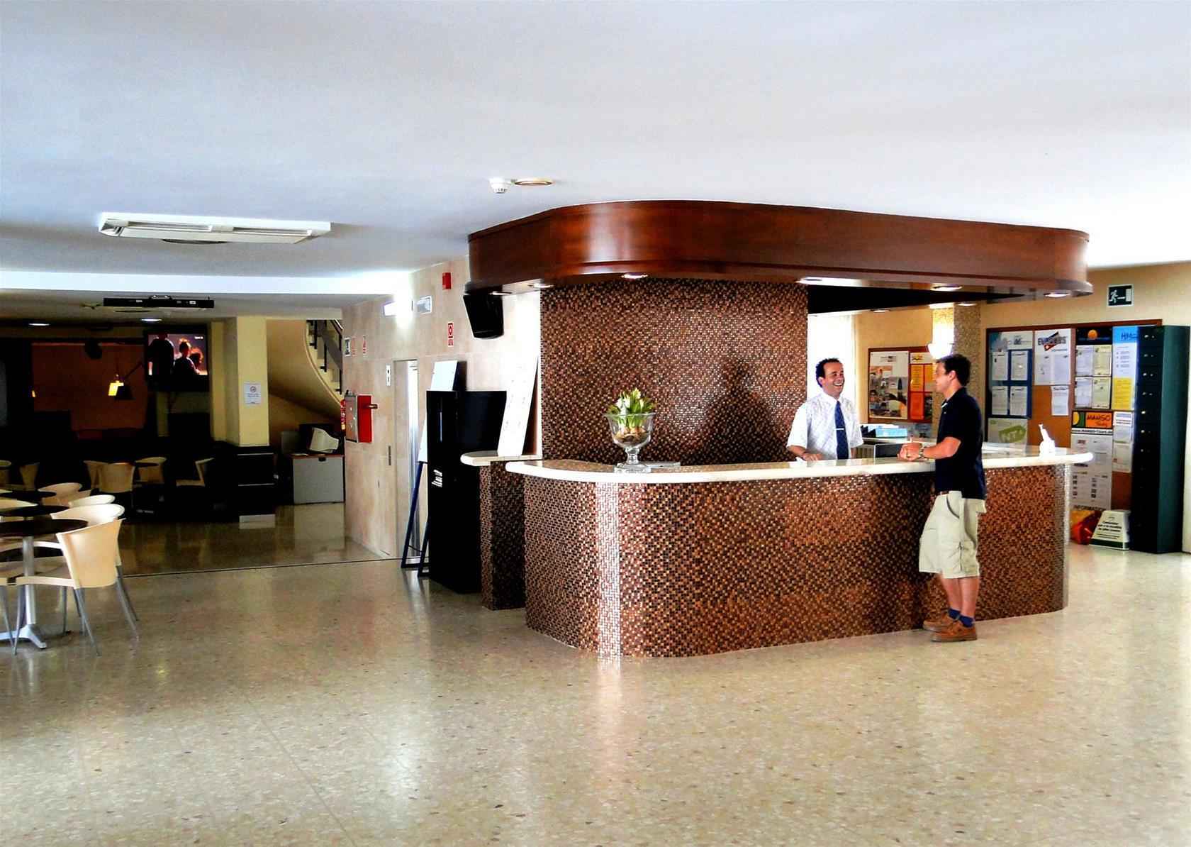Hotel Miami Calella Exterior photo